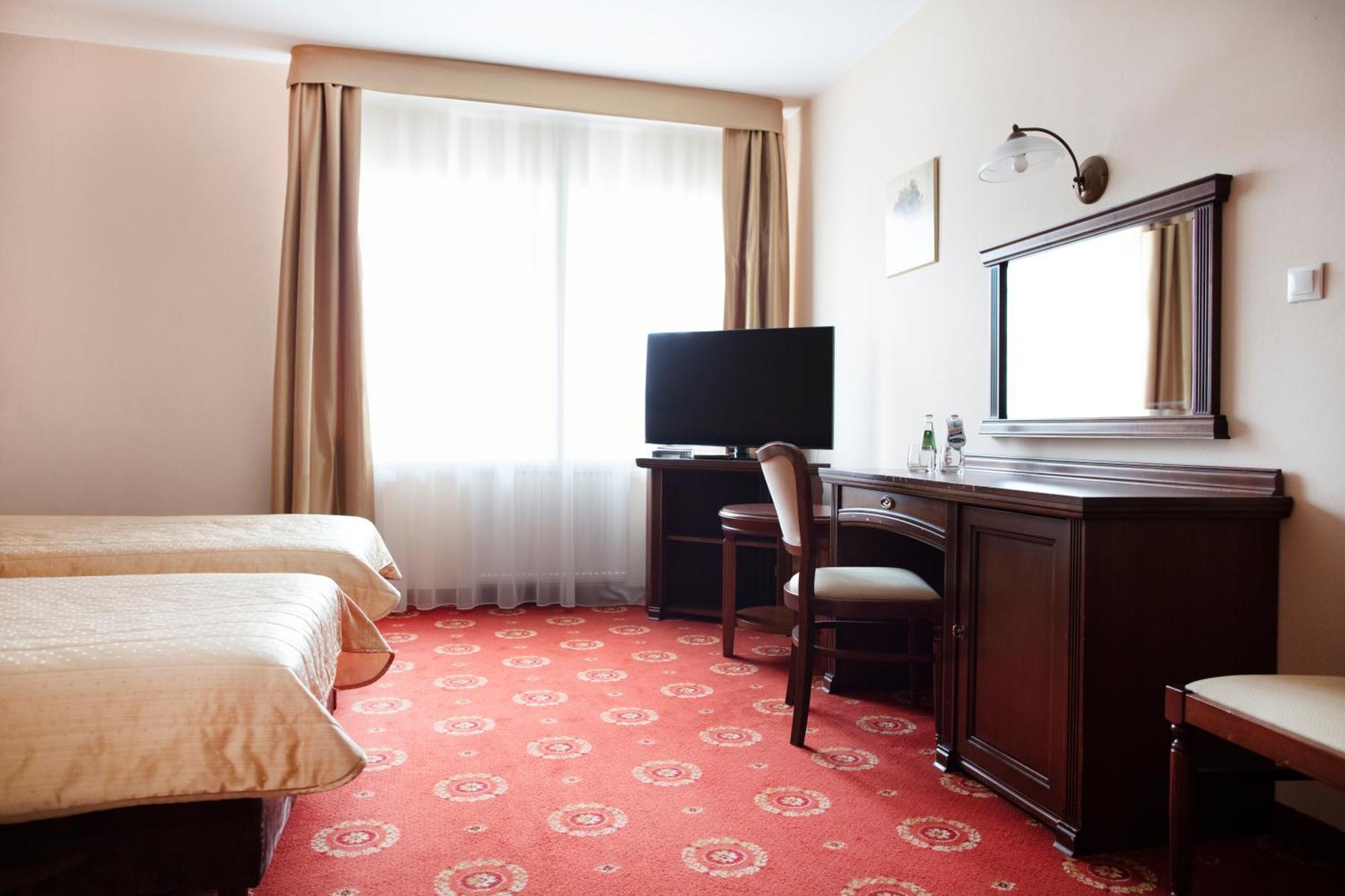 Hotel Arkadia Royal Varsovie Extérieur photo